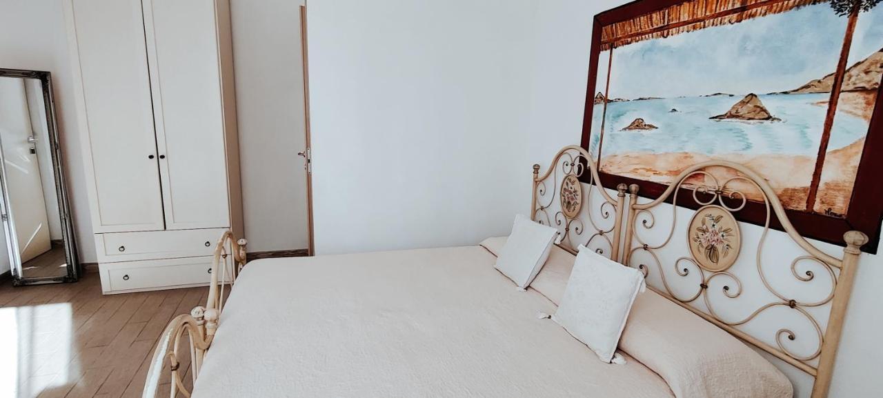 Bed and Breakfast La Porta Sulla Costa San Pantaleo Zewnętrze zdjęcie