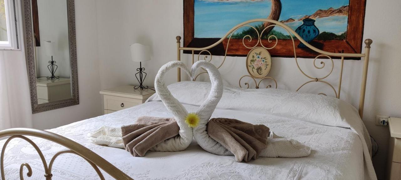 Bed and Breakfast La Porta Sulla Costa San Pantaleo Zewnętrze zdjęcie